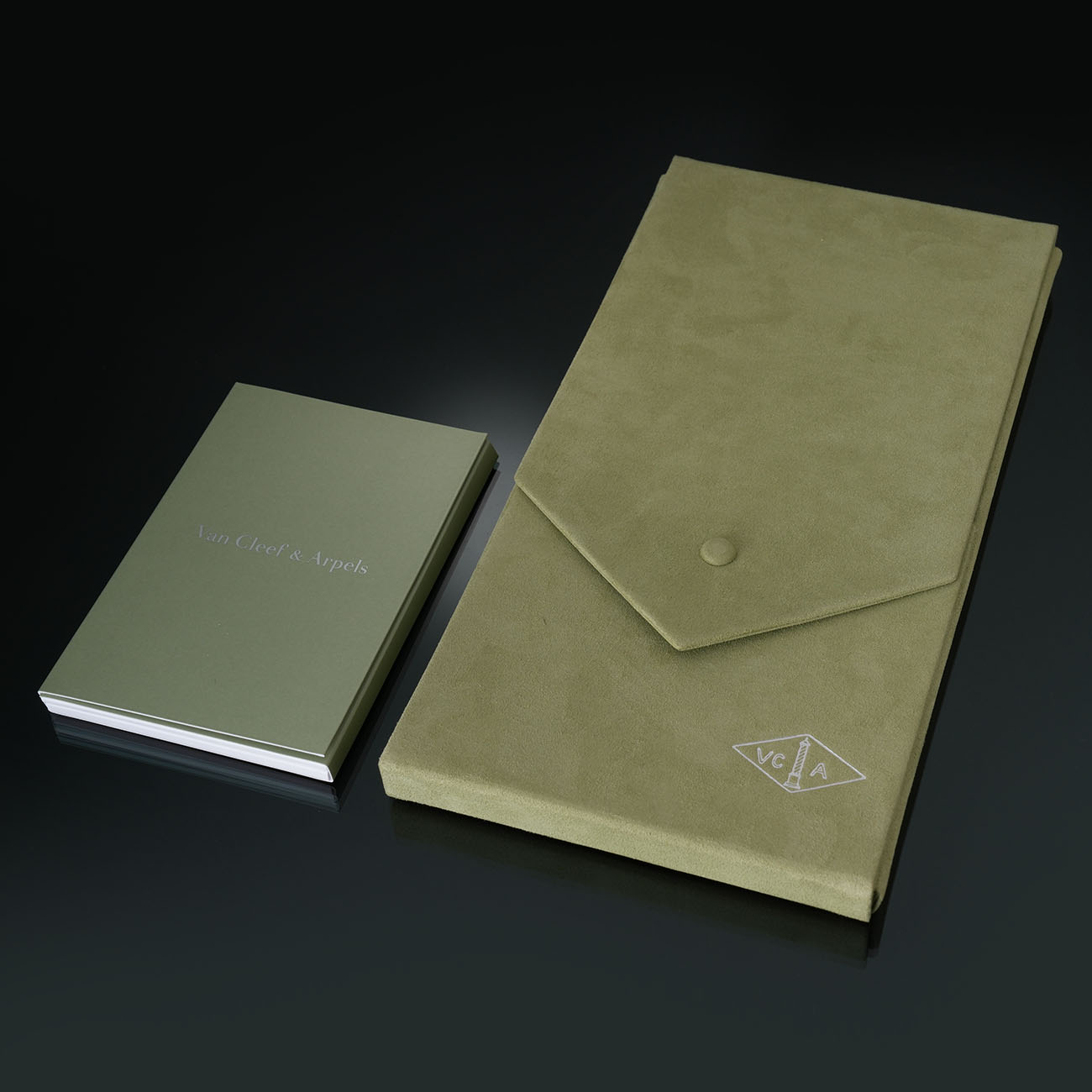 Van Cleef & Arpels(USED)반클리프앤아펠 매직 알함브라 커넬리언 타이거즈아이 6모티브 네크리스